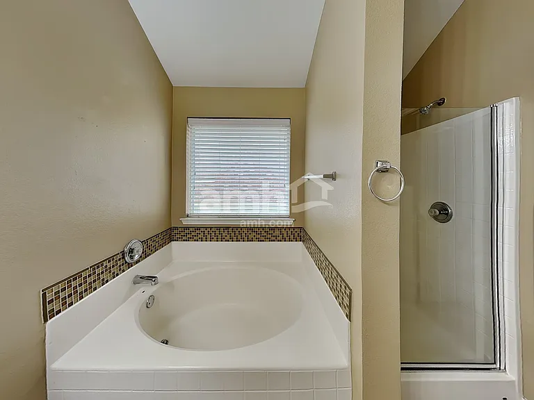 2729 Lone Ranger Trl — Photo 13