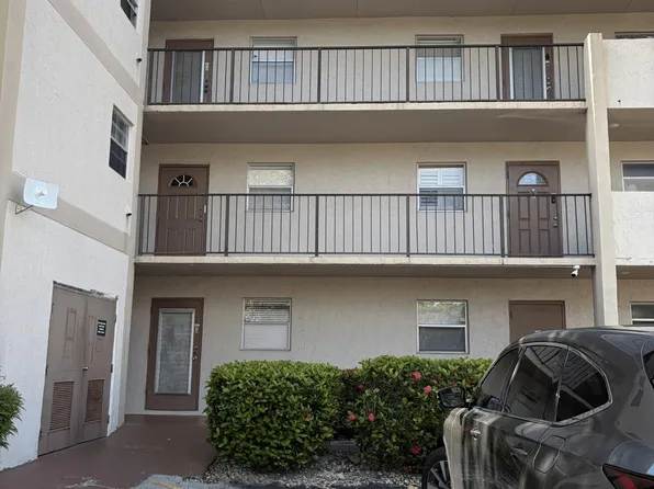8311 Sands Point Blvd #106, Fort Lauderdale, FL 33321