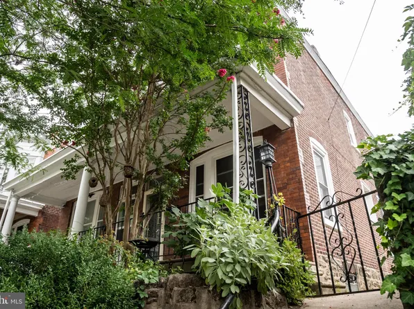 501 Seville St, Philadelphia, PA 19128