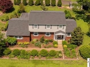 1806 College Farm Rd, Murray, KY 42071