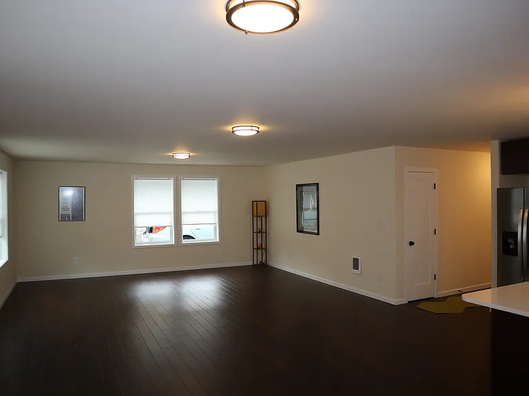 9504 Farwest Dr SW — Photo 7