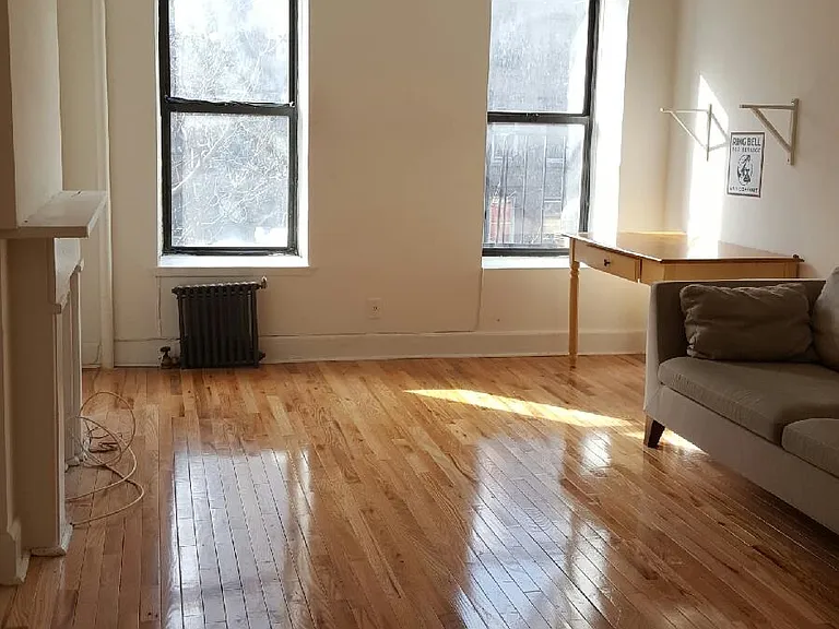 1708 2nd Ave #3S — Photo 2