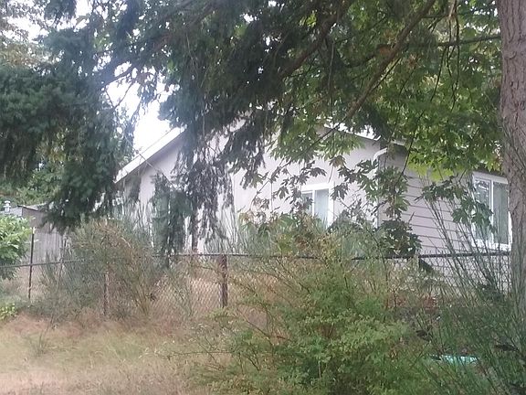 2nd image of 20111 30th Ave NE