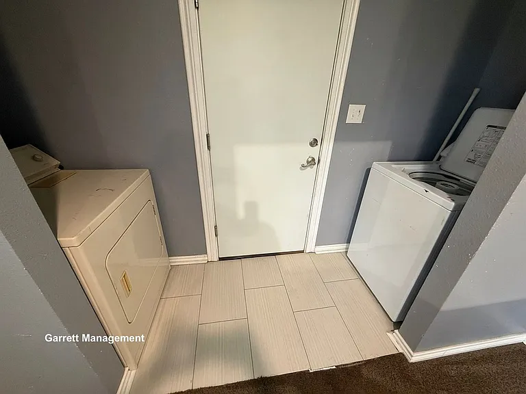 1114 Nix Rd — Photo 17
