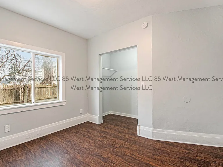 407 11th St NW #D — Photo 9