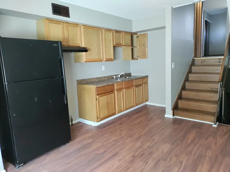 8827-9281 S Woodland Dr — Photo 14