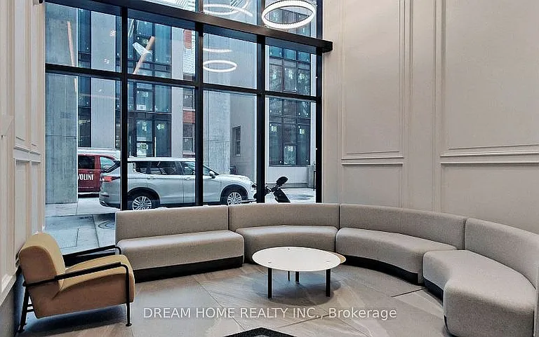 3 Gloucester St #901 — Photo 5