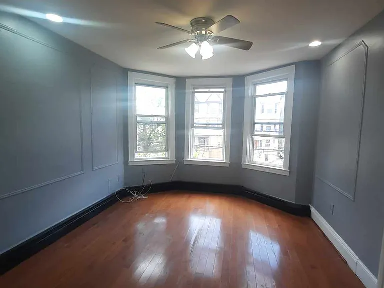 629 Kennedy Blvd #3 — Photo 7