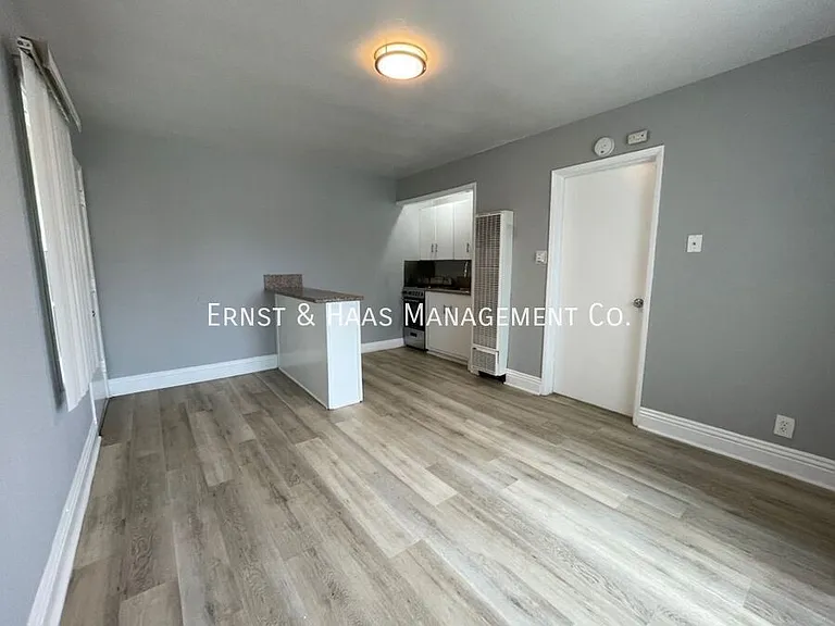 181 Argonne Ave #1 — Photo 2