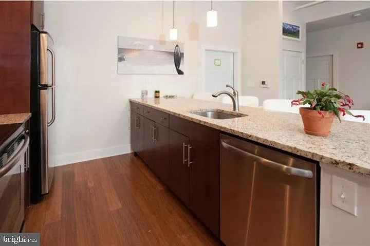 551 N Lawrence St #1 — Photo 3