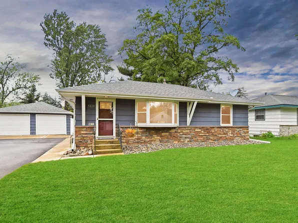 9228 Washington St NE, Blaine, MN 55434