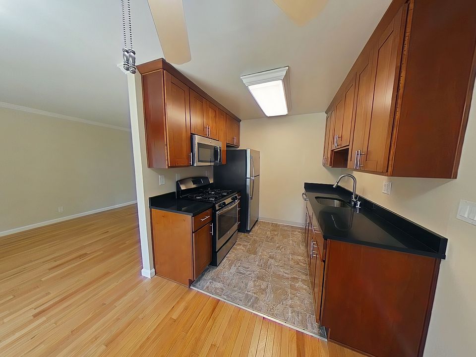 1st image of 858 Coleman Ave #862A