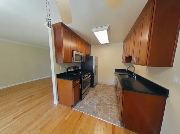 858 Coleman Ave, Menlo Park, CA