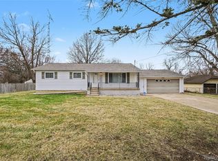 2221 E Bristol Rd, Burton, MI 48529