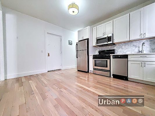 3rd image of 1236 Pacific St APT 1E