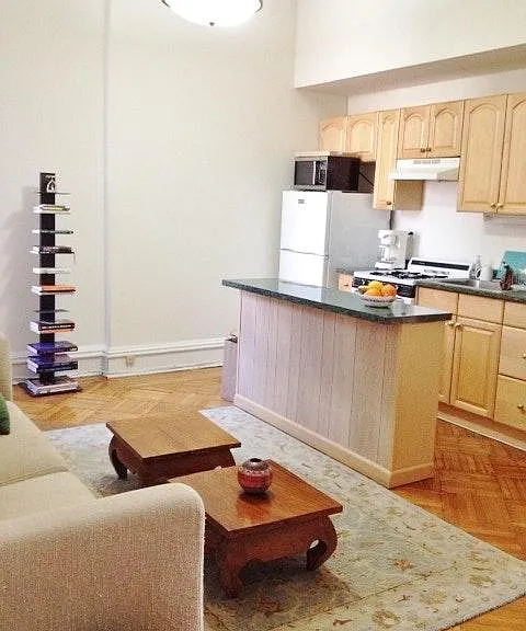 1731 Pine St #2F — Photo 4
