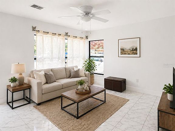 2nd image of 535 Romano Ave