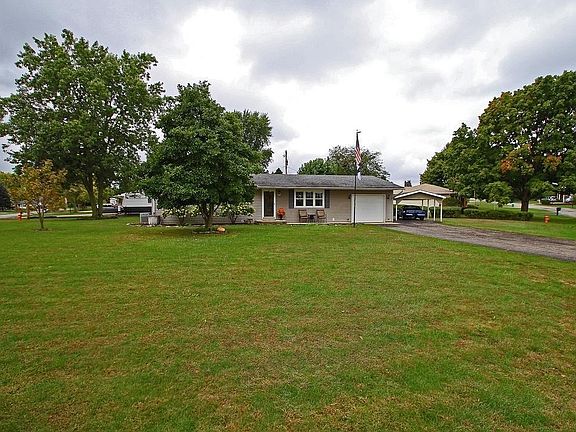4th image of 185 Hillcrest Dr