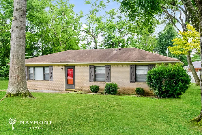 3 bed, 1.5 bath, 1225 sqft, $1,445 — Photo 1