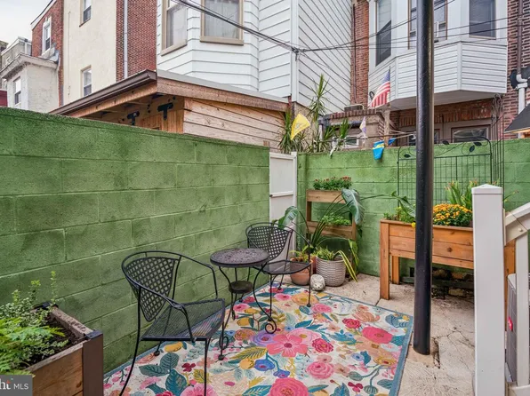 1161 S Juniper St, Philadelphia, PA 19147
