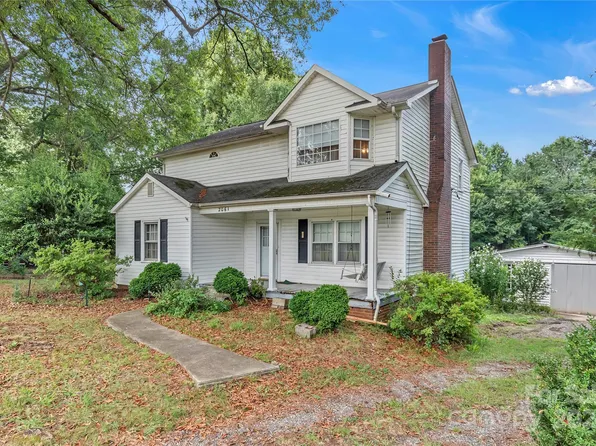 2061 W Davidson Ave, Gastonia, NC 28052