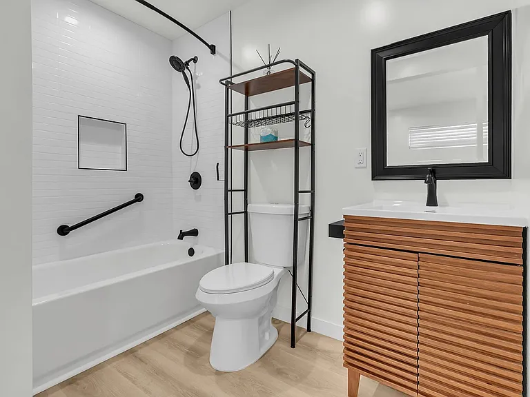 7597 Washington Dr — Photo 13
