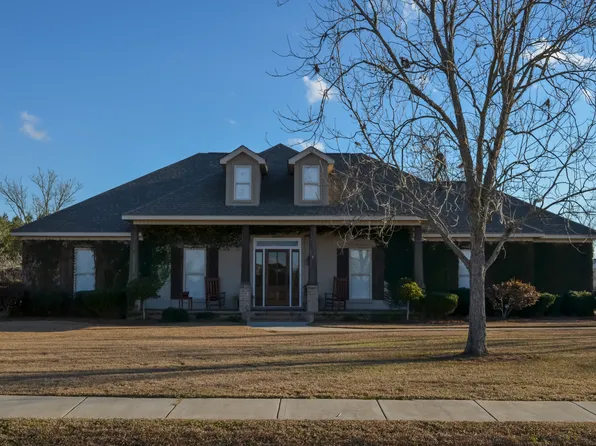 12883 Gaston Loop Rd, Grand Bay, AL 36541