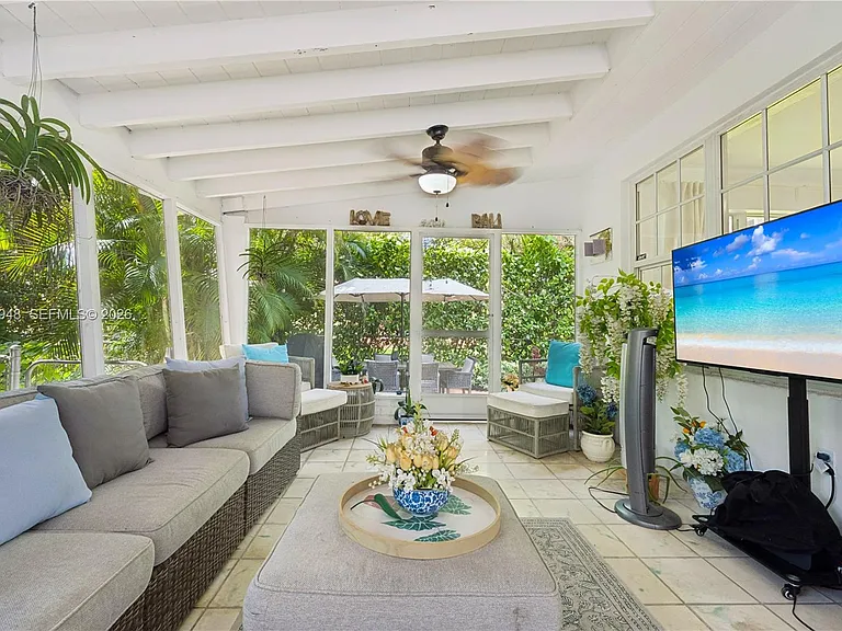 420 Aledo Ave — Photo 15
