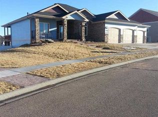 7601 Jacob Pl, Cheyenne, WY 82009