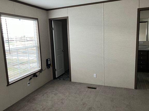 3rd image of 431 N 35th Ave #140