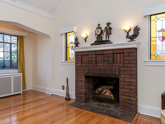 4th image of 8030 235th St