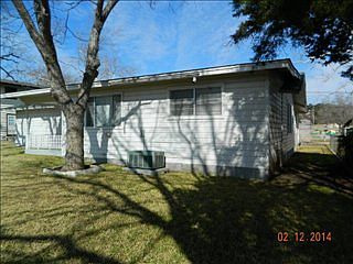 4th image of 607 Howard St
