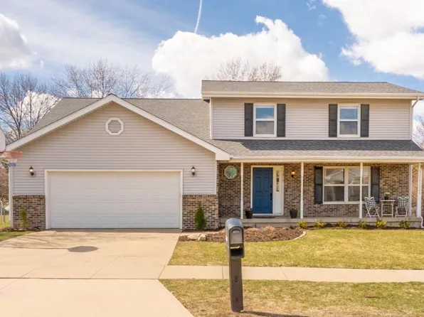 3819 Eastpark Rd, Cedar Falls, IA 50613