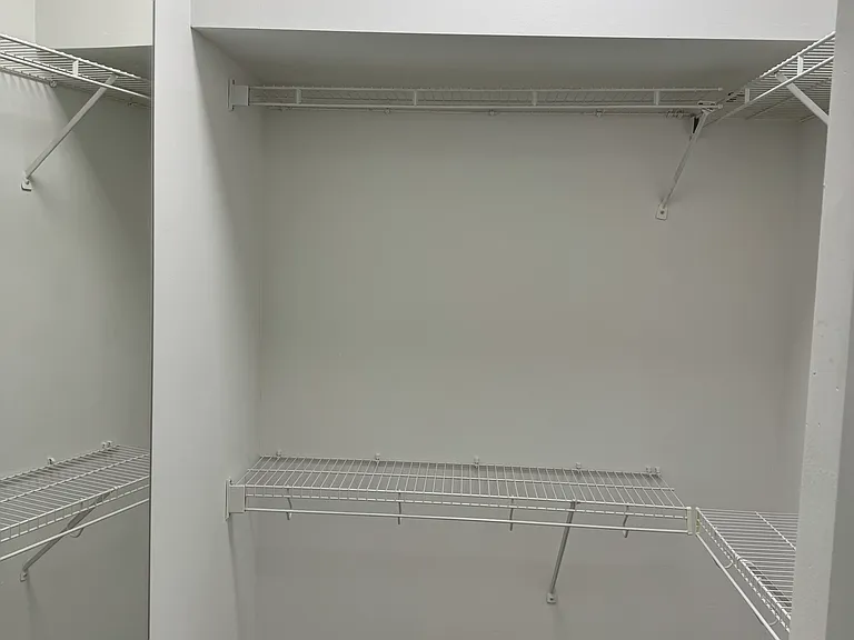 208 Charleston Ct #2 — Photo 13