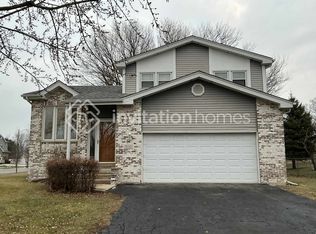 800 E Belmont Ave, Bensenville, IL 60106