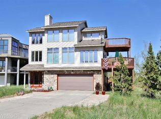 20010 Breton Rd, Spring Lake, MI 49456