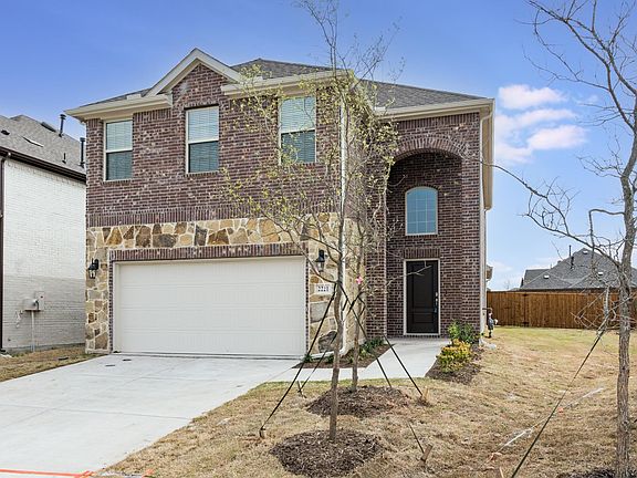 2nd image of 2221 Elena Dr