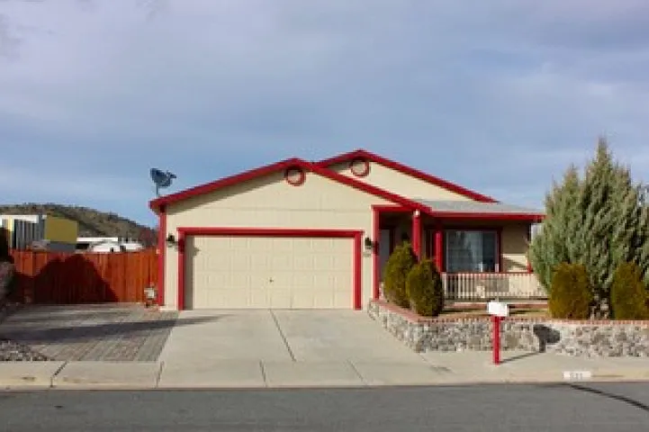 721 Strauss Ct photo 1