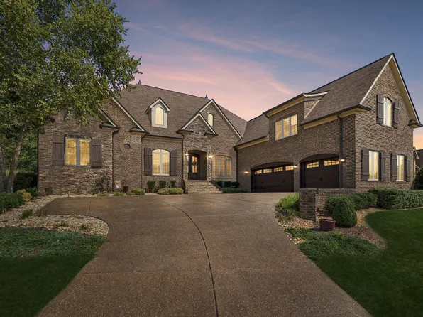 215 Higginson Pl S, Gallatin, TN 37066