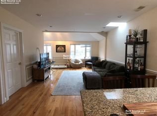 612 Main St #2L, Medford, MA 02155