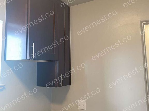 3rd image of 2071 S Milwaukee St #7