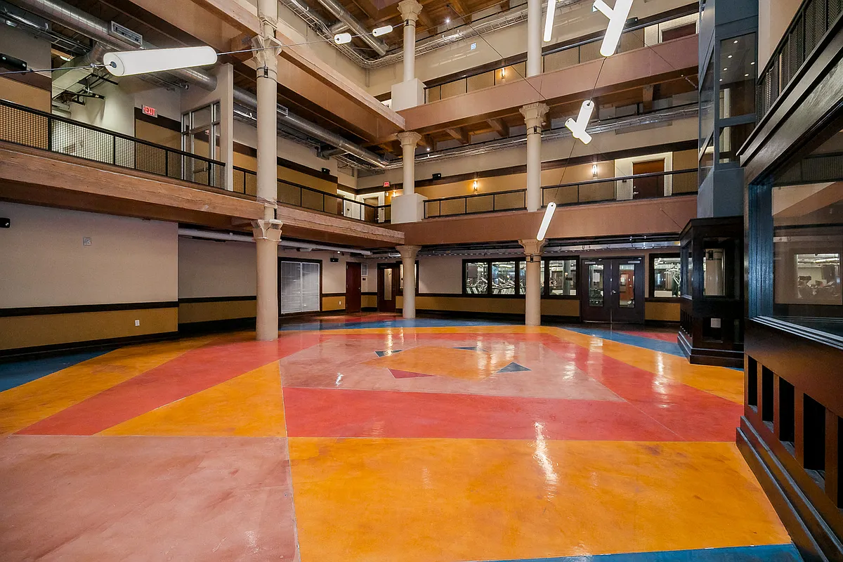 Building Photo - Lucas Place Lofts