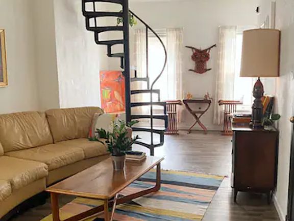 5th image of 19A Brown St #A