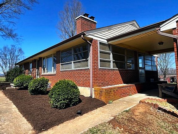 2nd image of 1084 Altice Rd