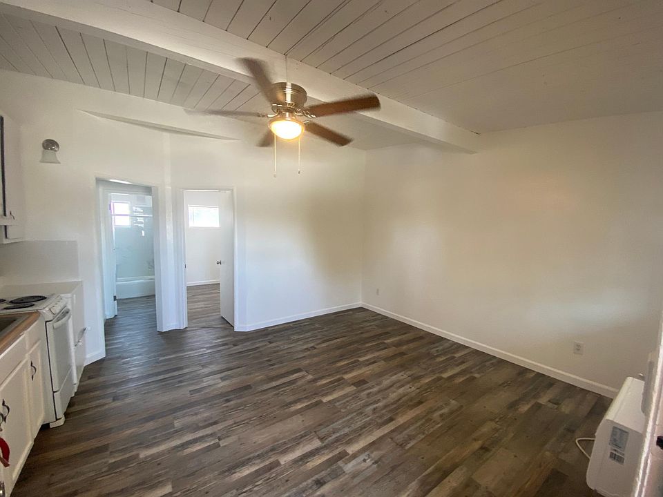 1st image of 404 Central Ave APT I