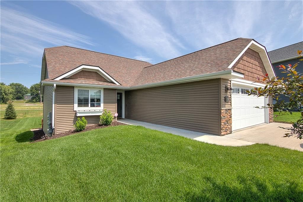 2168 Saint Andrews Drive, Altoona, WI 54720 Zillow