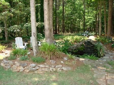 5th image of 410 Longwood Ct