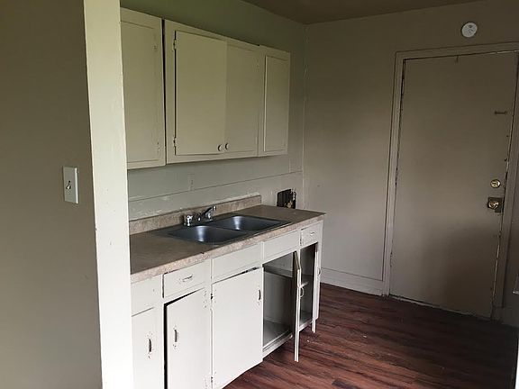 907 Leacrest1_04122016