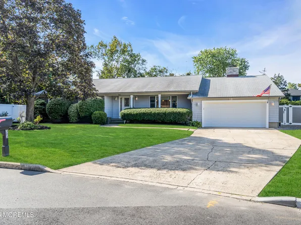 303 Lincoln Court, Pine Beach, NJ 08741