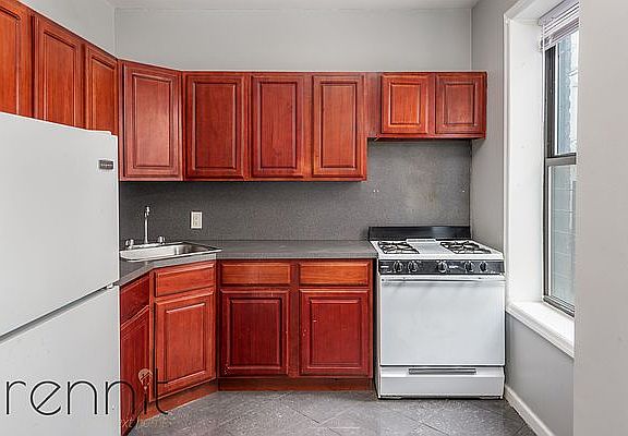3rd image of 1124 43rd St #1A